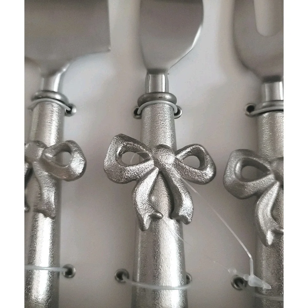 Threshold 4pc Bow Cheese Knife Tool Set Silver Charcuterie Holiday Gift NIB